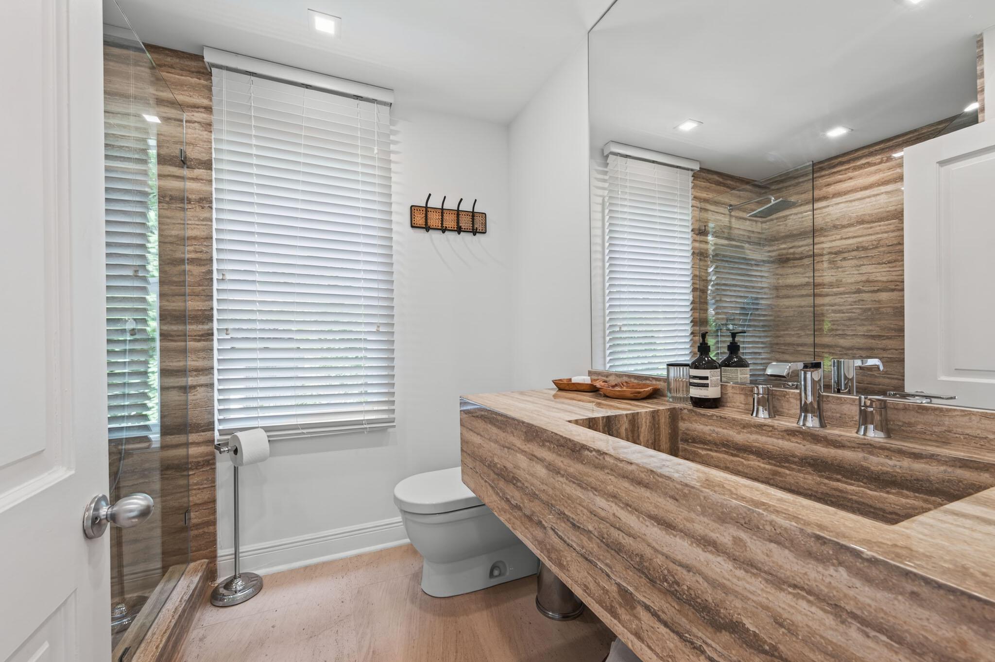 PRIMAVERA ESTATES (MIDDLE - Residential Lease