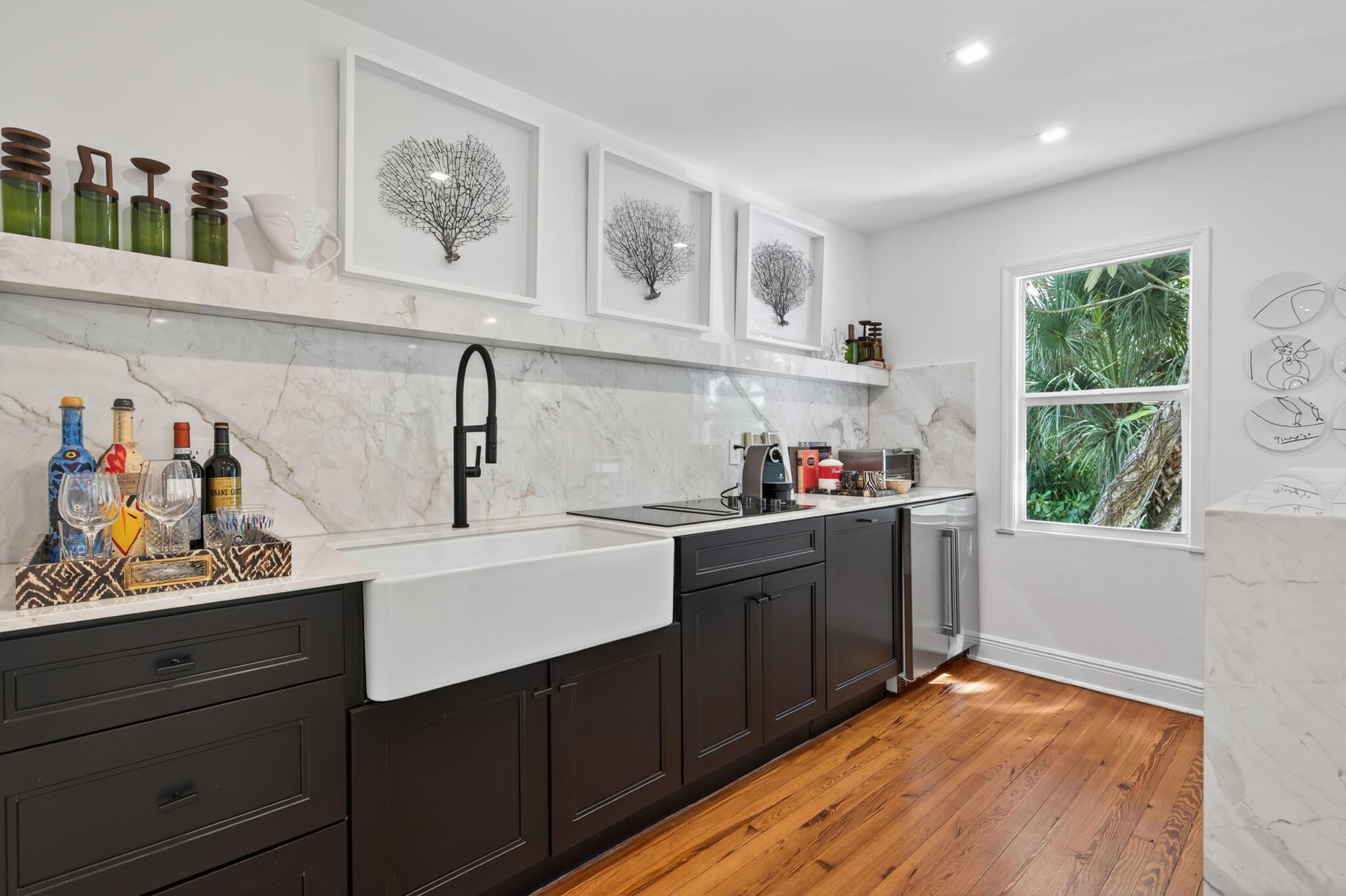 PRIMAVERA ESTATES (MIDDLE - Residential Lease