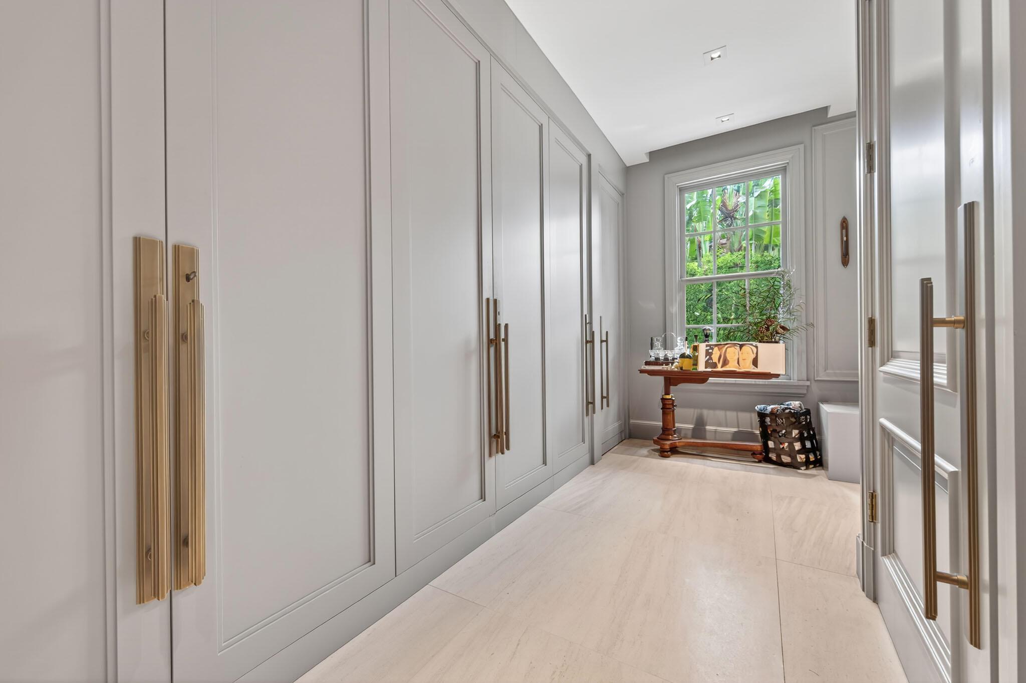 PRIMAVERA ESTATES (MIDDLE - Residential Lease