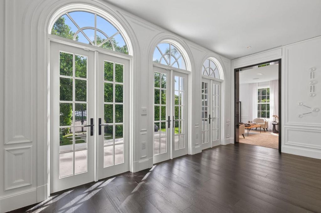 Photo of 142 S County Road, Palm Beach, FL 33480 (MLS # R11132902)