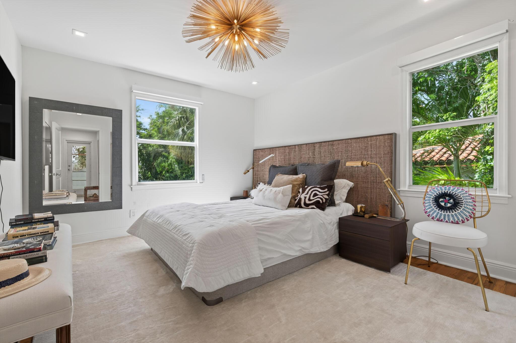 PRIMAVERA ESTATES (MIDDLE - Residential Lease