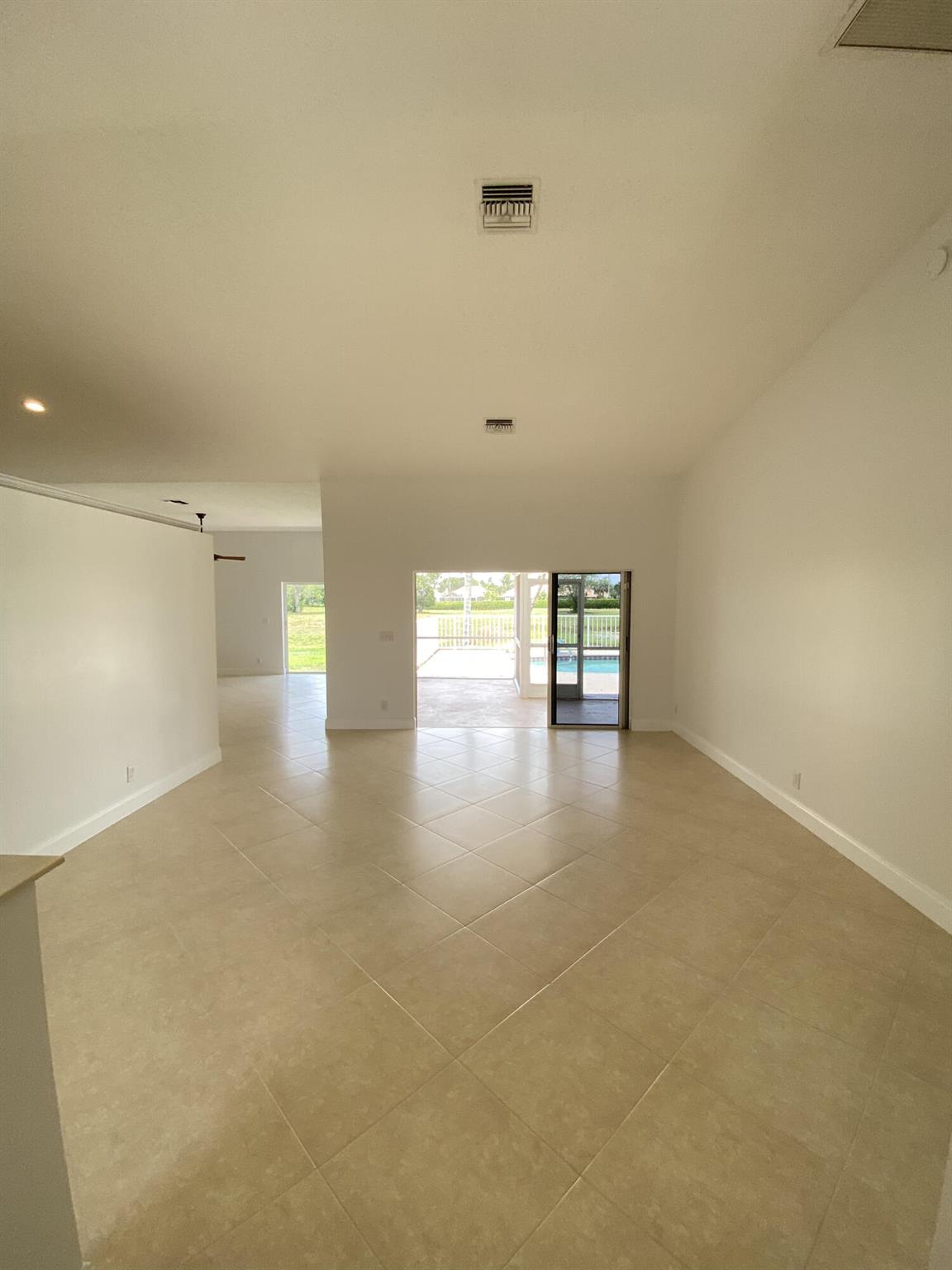 CYPRESS CREEK COUNTRY CLUB SW QUAD - Residential Lease