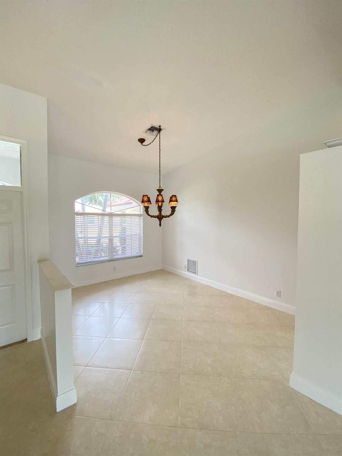 CYPRESS CREEK COUNTRY CLUB SW QUAD - Residential Lease