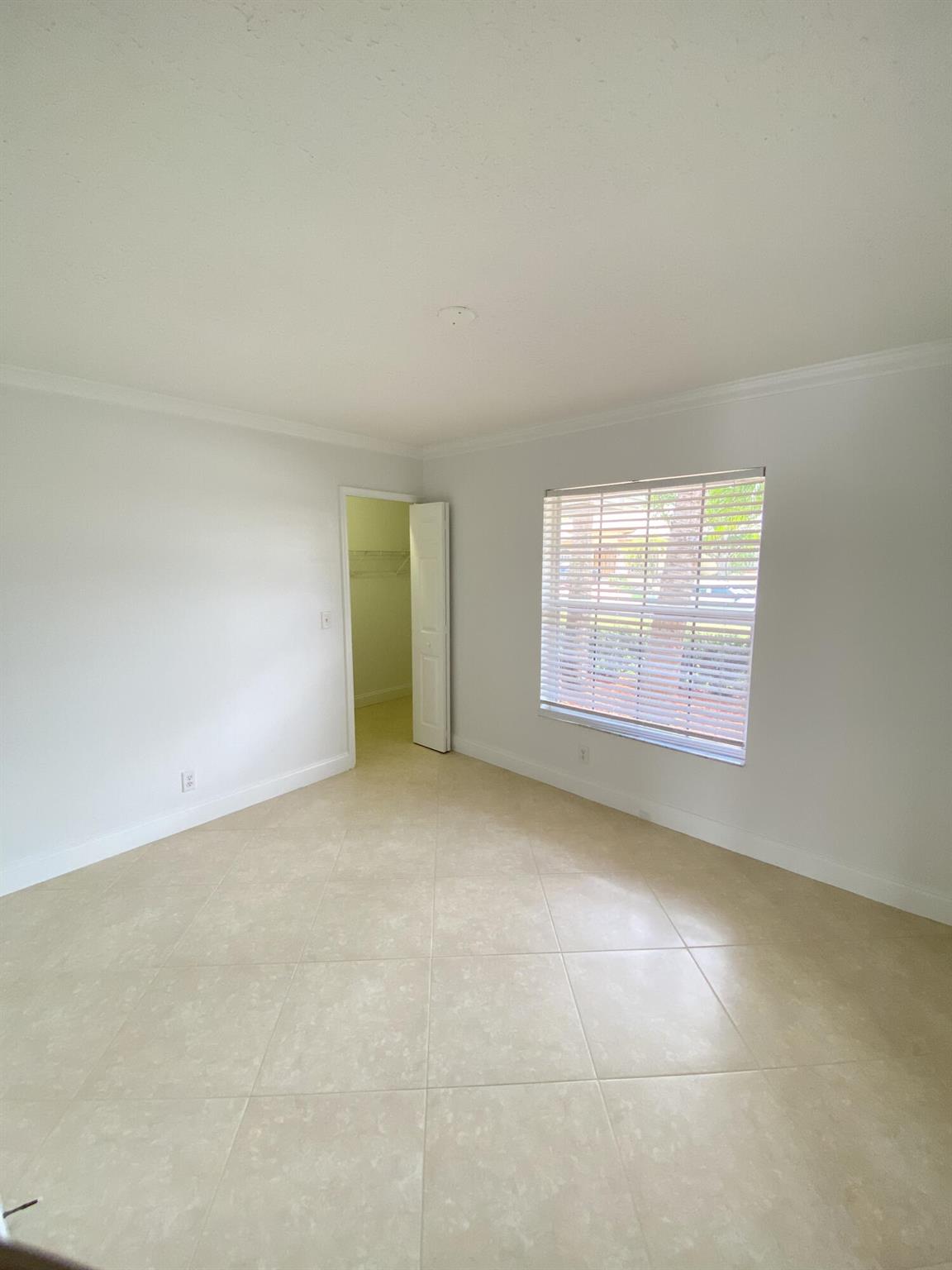 CYPRESS CREEK COUNTRY CLUB SW QUAD - Residential Lease