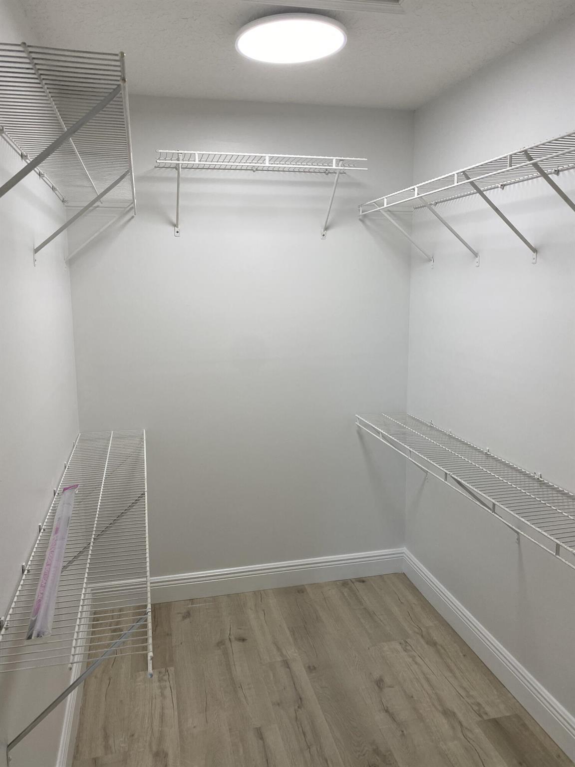 CYPRESS CREEK COUNTRY CLUB SW QUAD - Residential Lease