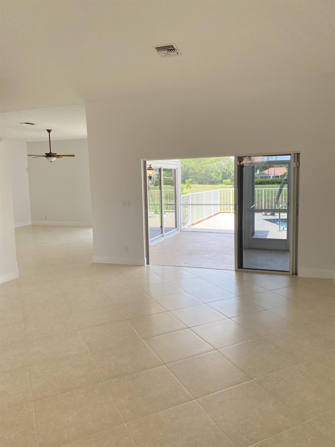 CYPRESS CREEK COUNTRY CLUB SW QUAD - Residential Lease