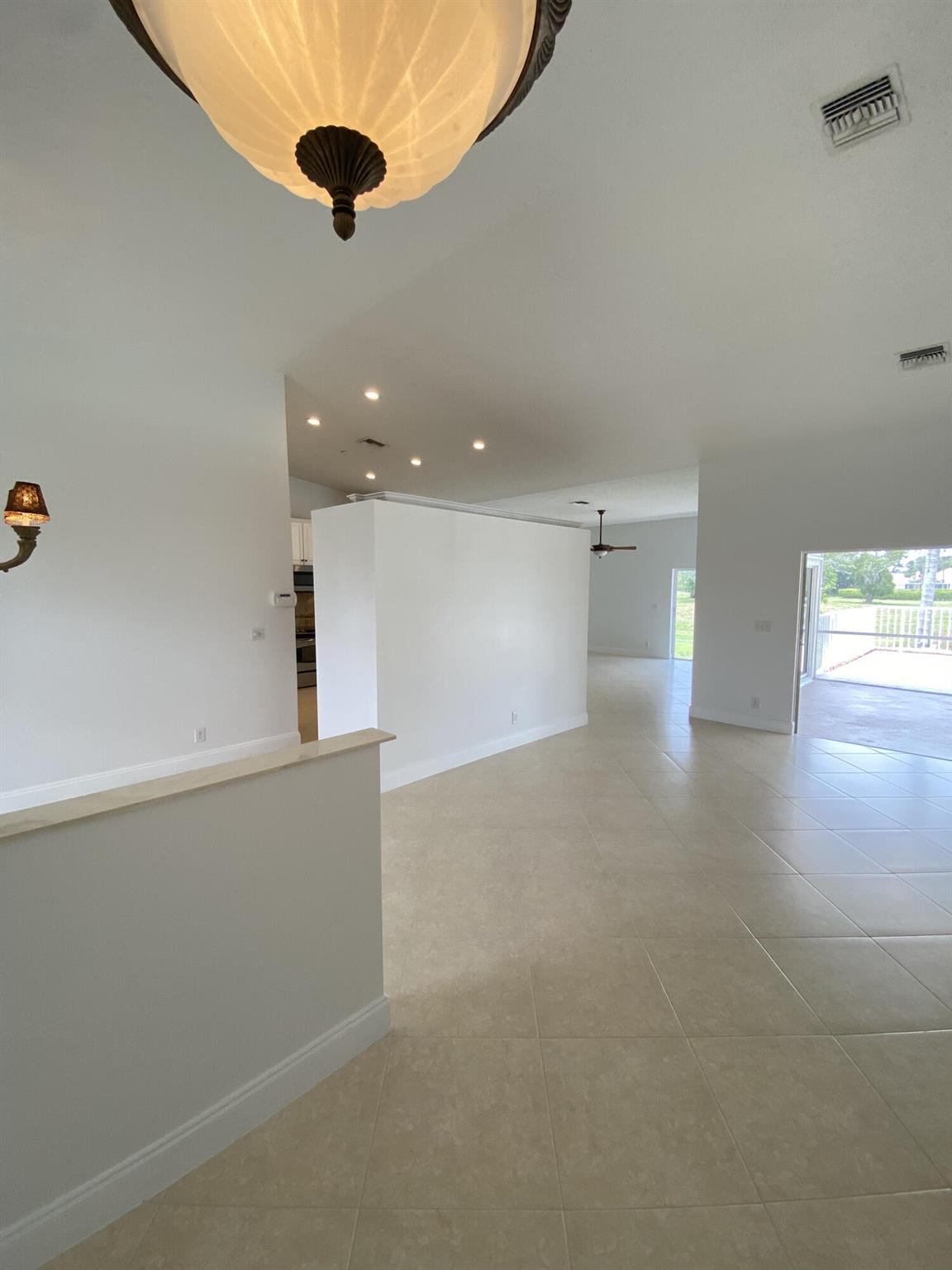 CYPRESS CREEK COUNTRY CLUB SW QUAD - Residential Lease