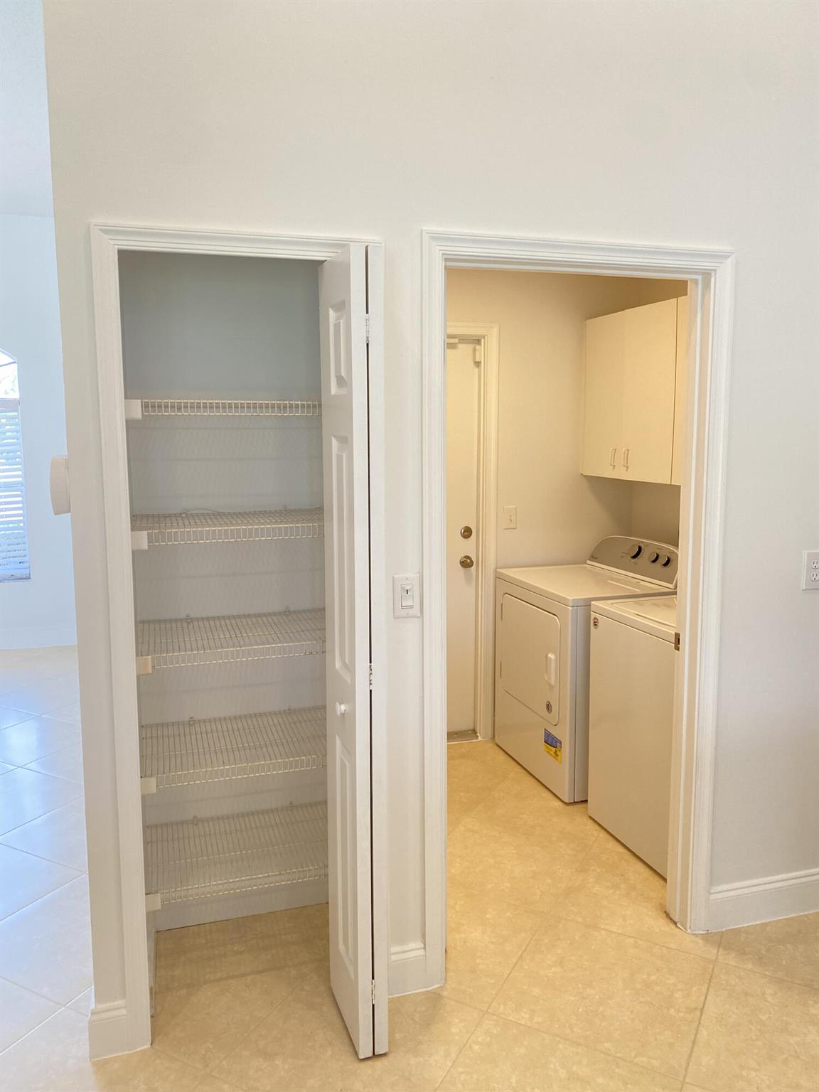 CYPRESS CREEK COUNTRY CLUB SW QUAD - Residential Lease