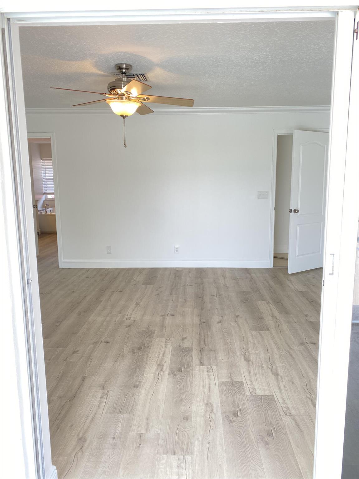 CYPRESS CREEK COUNTRY CLUB SW QUAD - Residential Lease