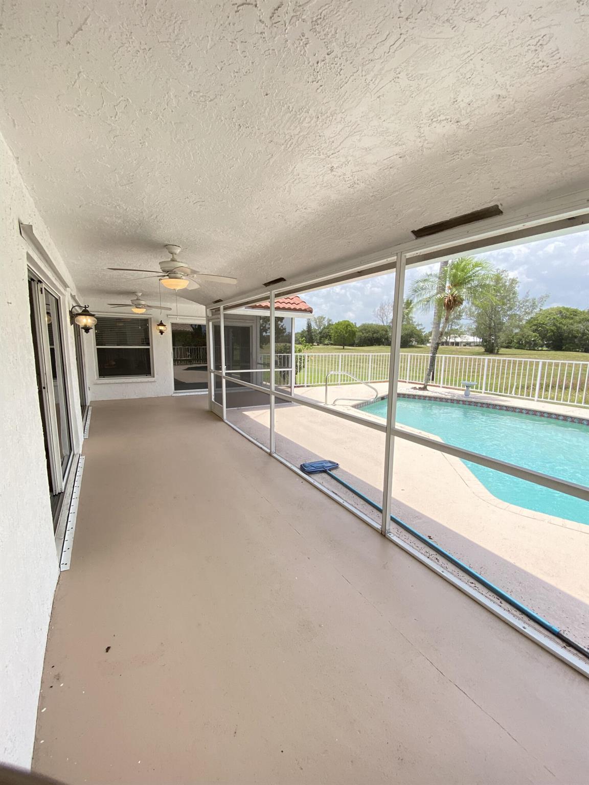 CYPRESS CREEK COUNTRY CLUB SW QUAD - Residential Lease