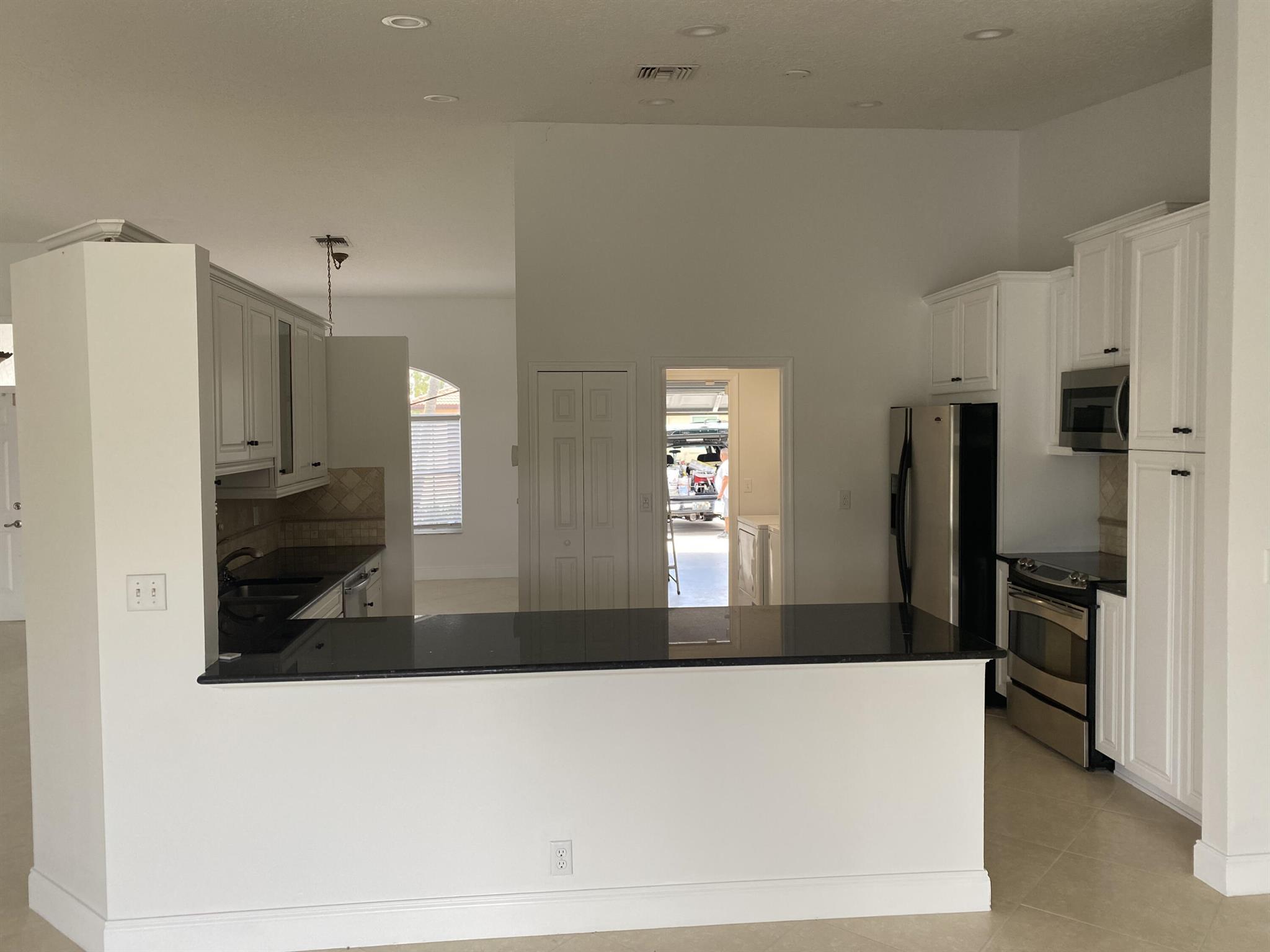 CYPRESS CREEK COUNTRY CLUB SW QUAD - Residential Lease