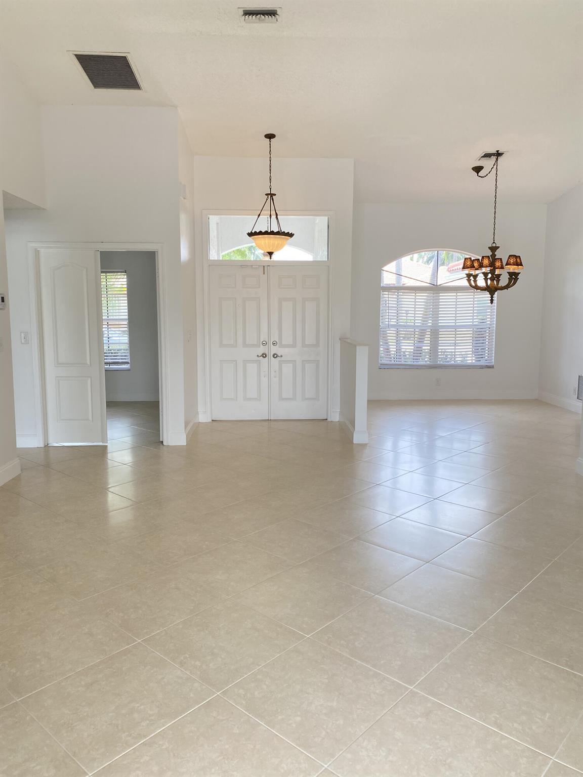 CYPRESS CREEK COUNTRY CLUB SW QUAD - Residential Lease