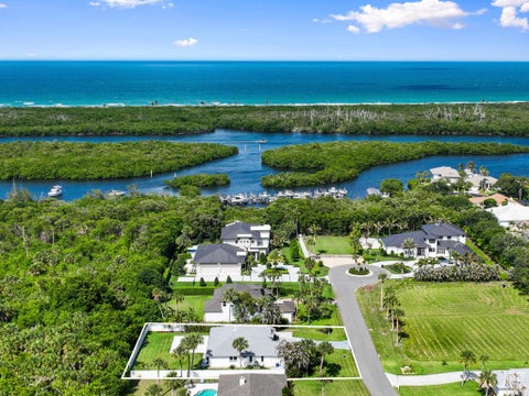Property photo of 8361 Se Pilots Cove Terrace, Hobe Sound, FL 33455