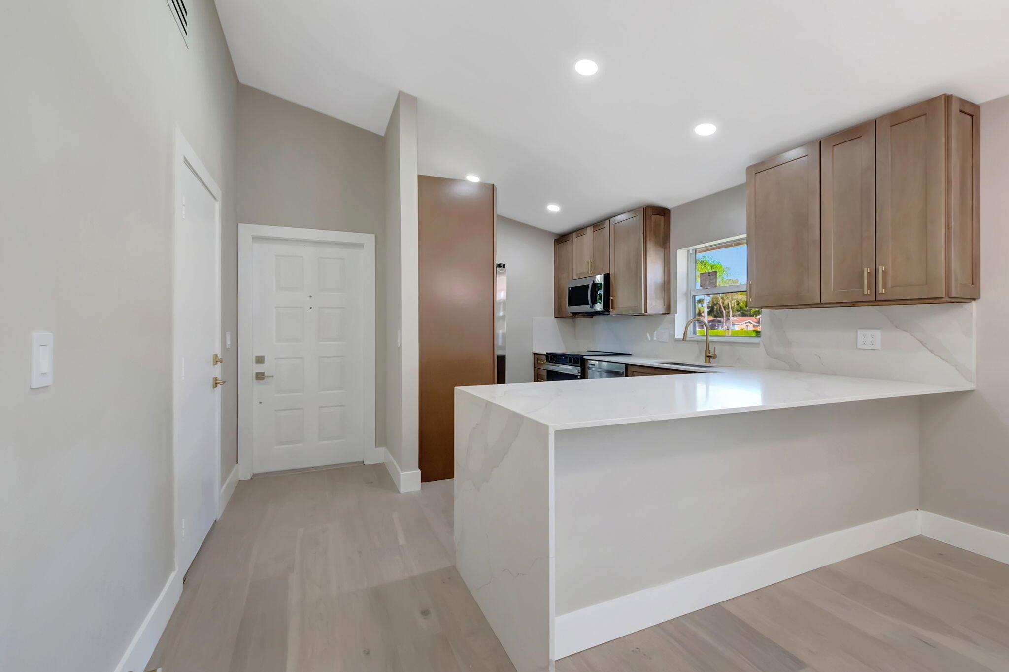 8164 Sweetbriar Way