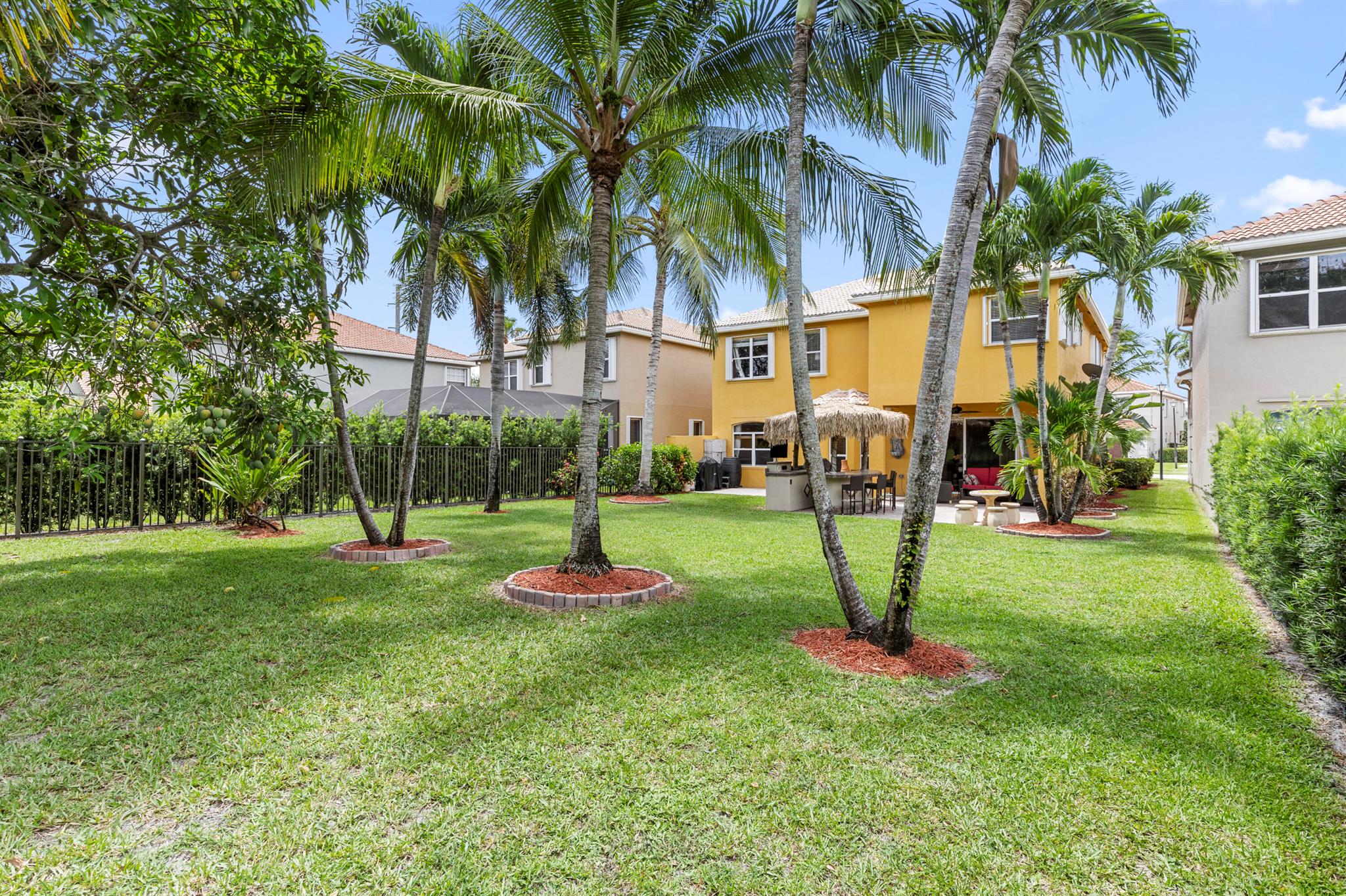 11091 Laurel Walk Road