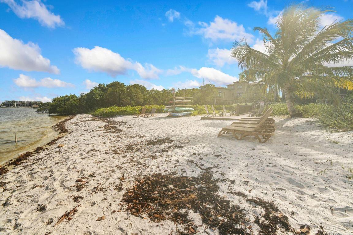 Villagio Del Mar - Residential