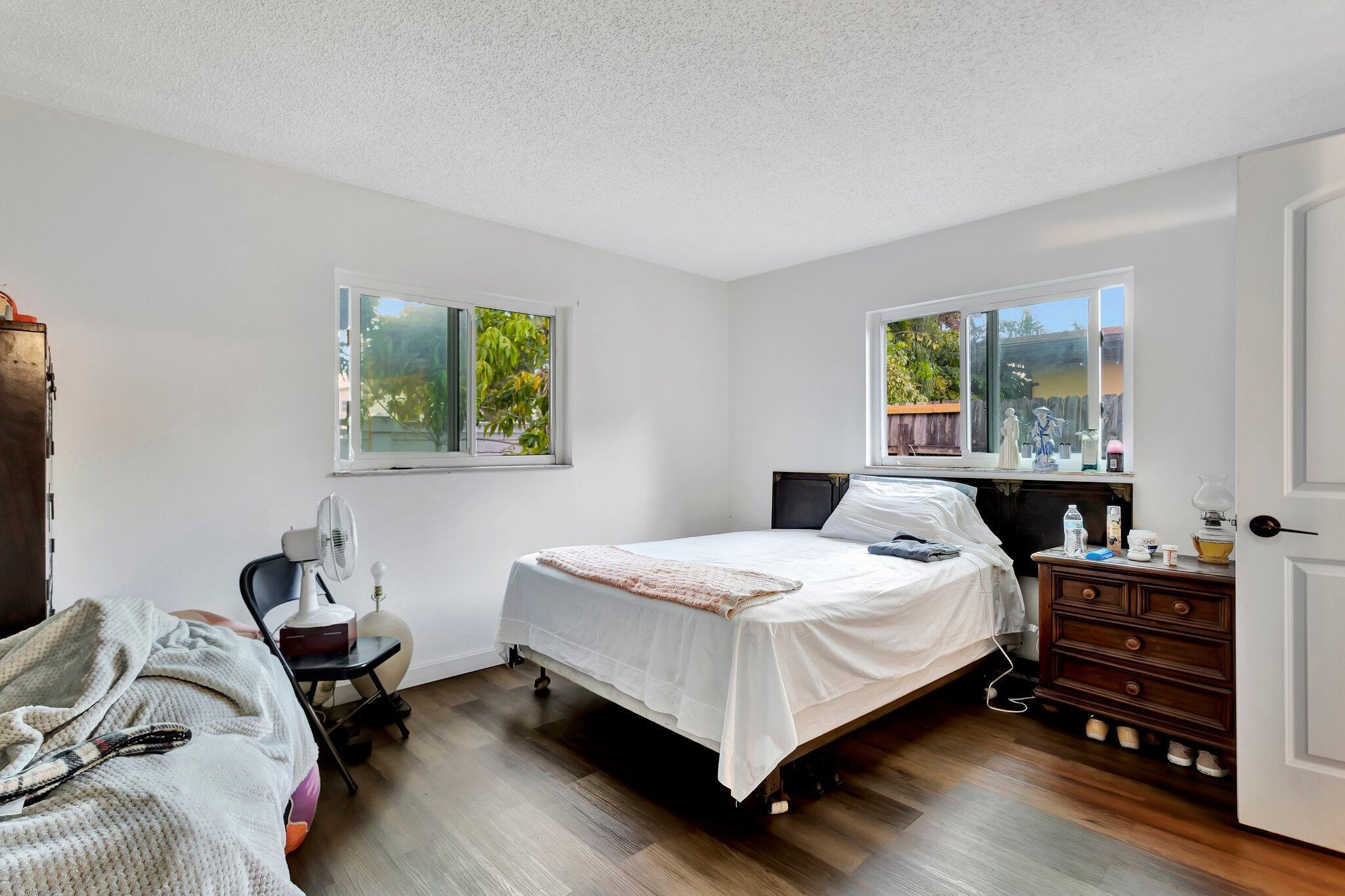 ORIOLE-MARGATE SEC 4 - Residential