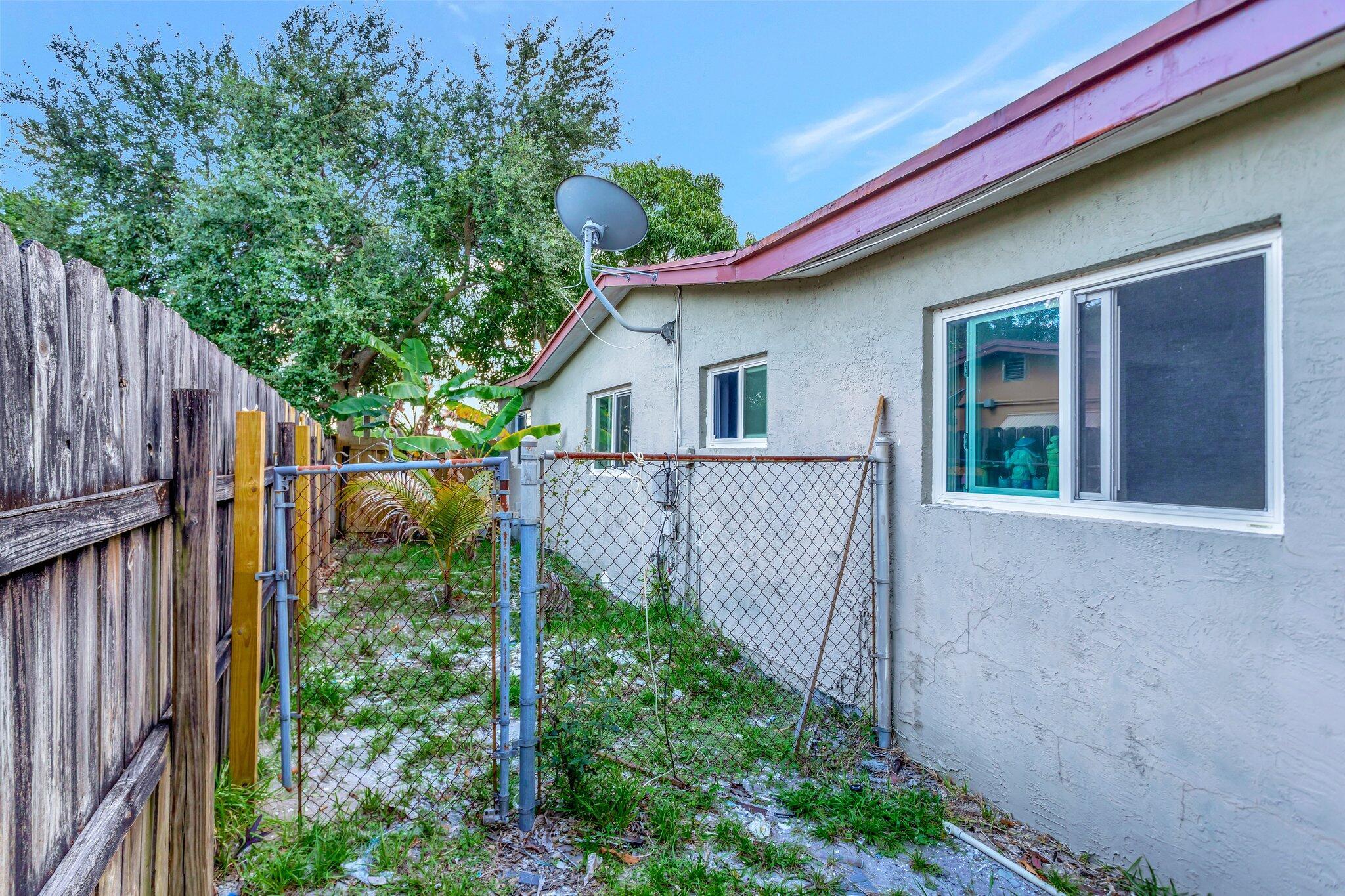 ORIOLE-MARGATE SEC 4 - Residential