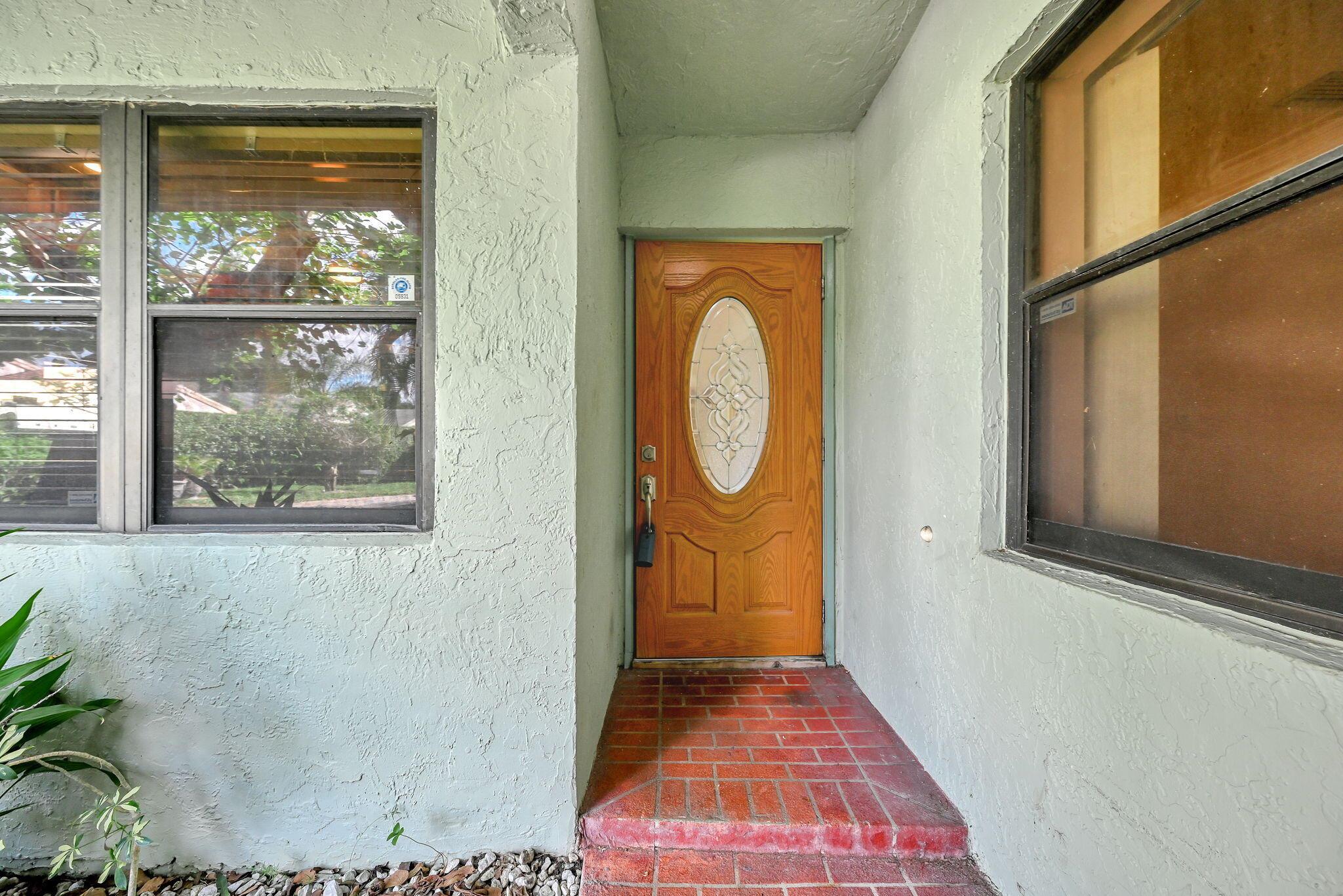 866 NW 25th Avenue