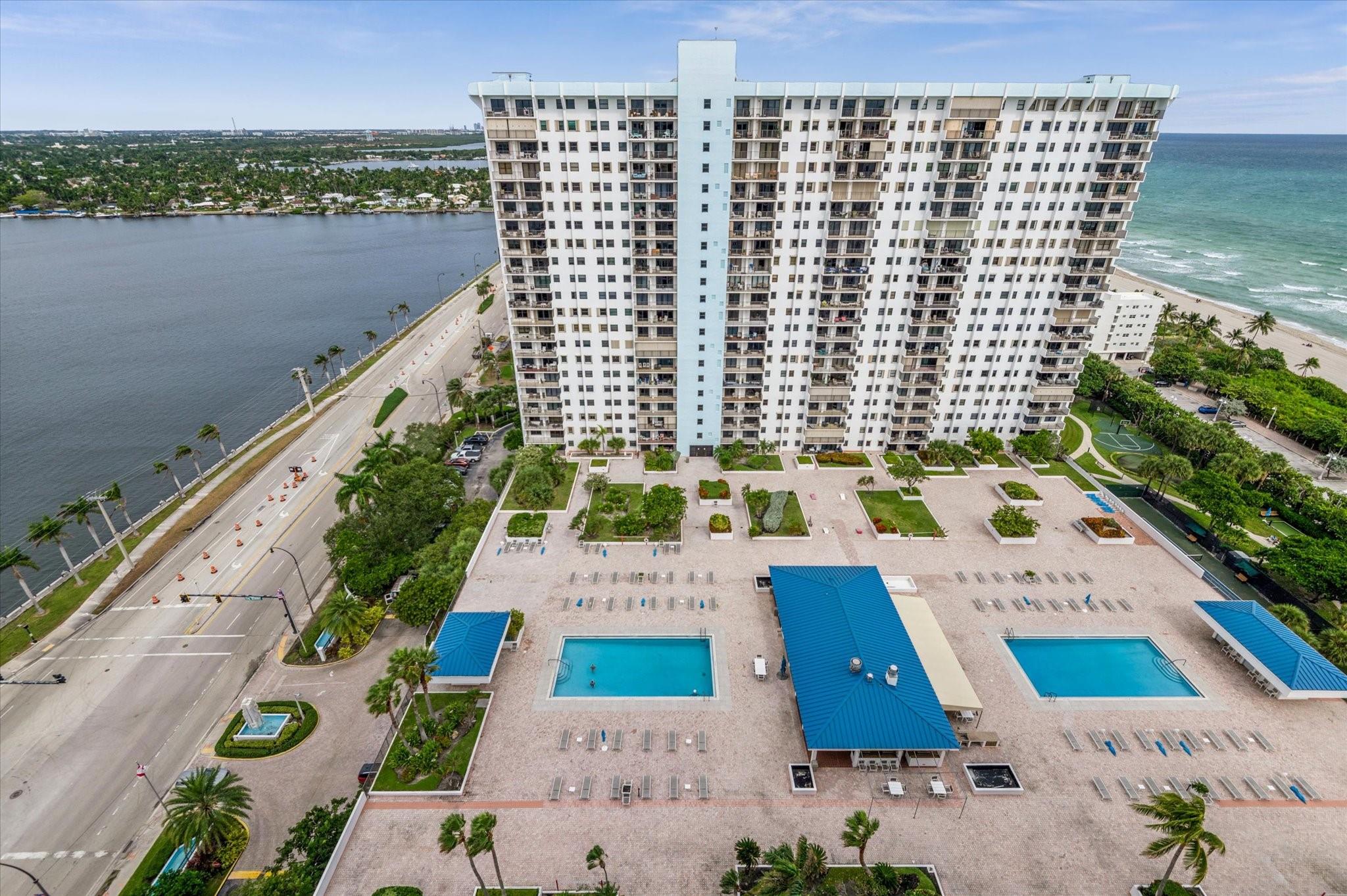 Summit Condo - Residential