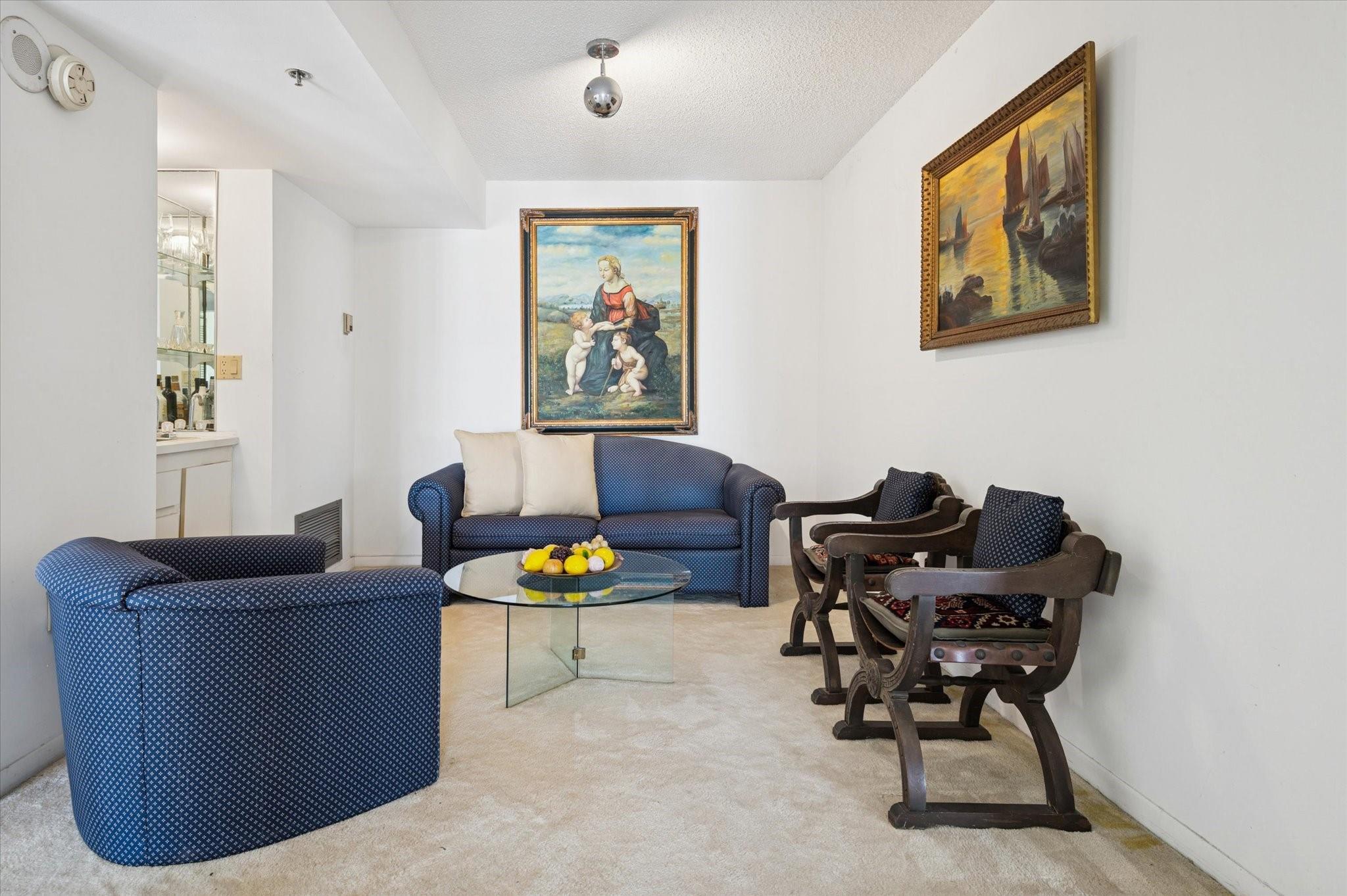 Summit Condo - Residential