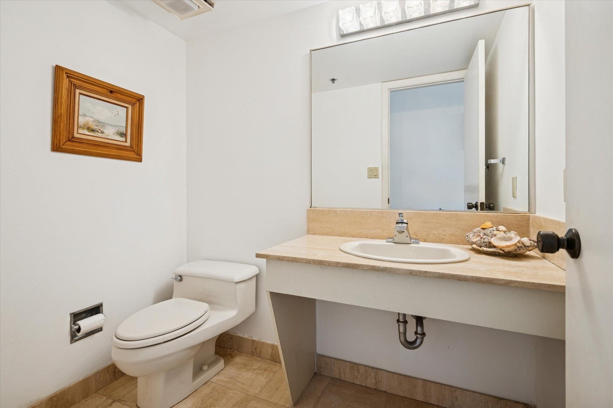 Summit Condo - Residential