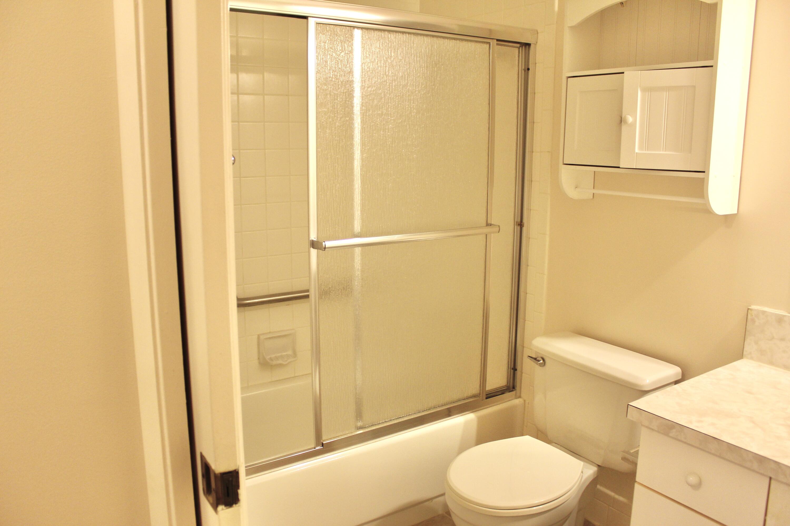 HIGH POINT OF DELRAY WEST CONDO SEC 3 - Residential