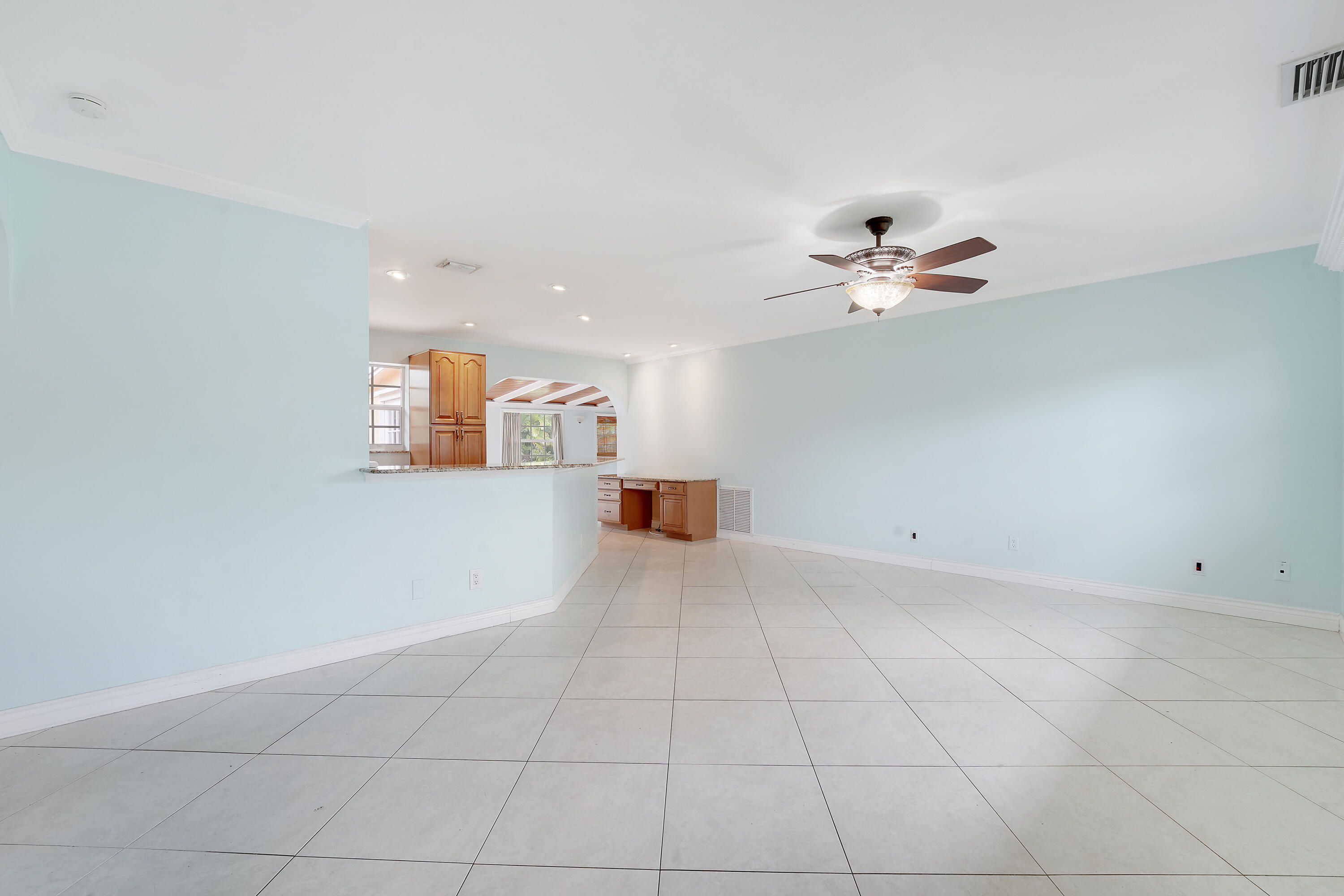 744 W Ilex Drive