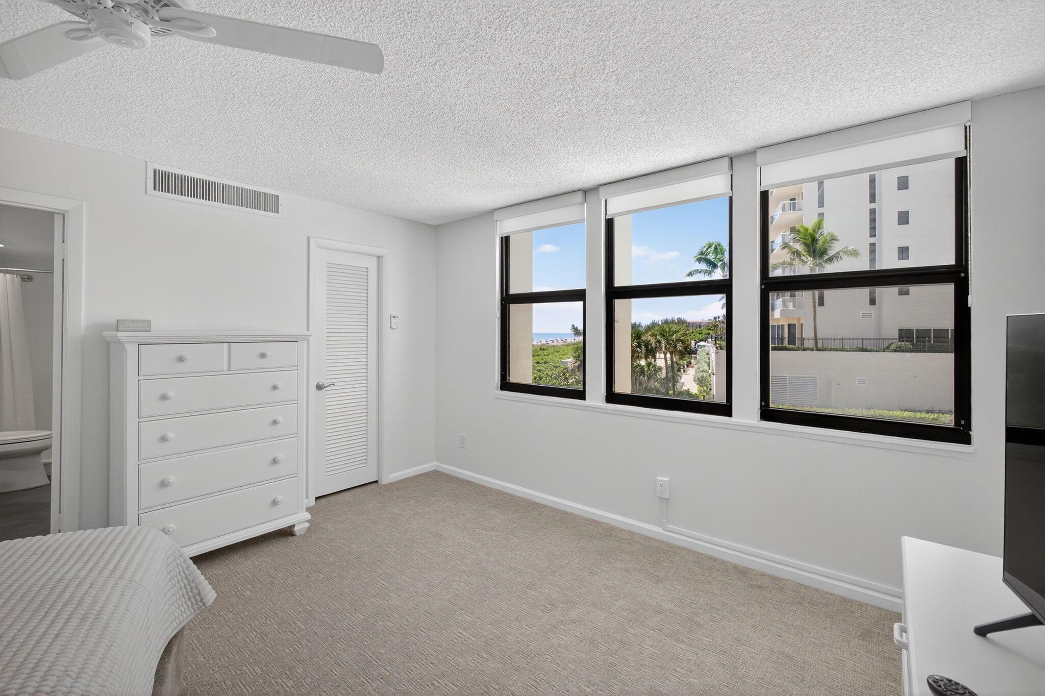 PHOENIX TOWERS CONDO - Residential Lease