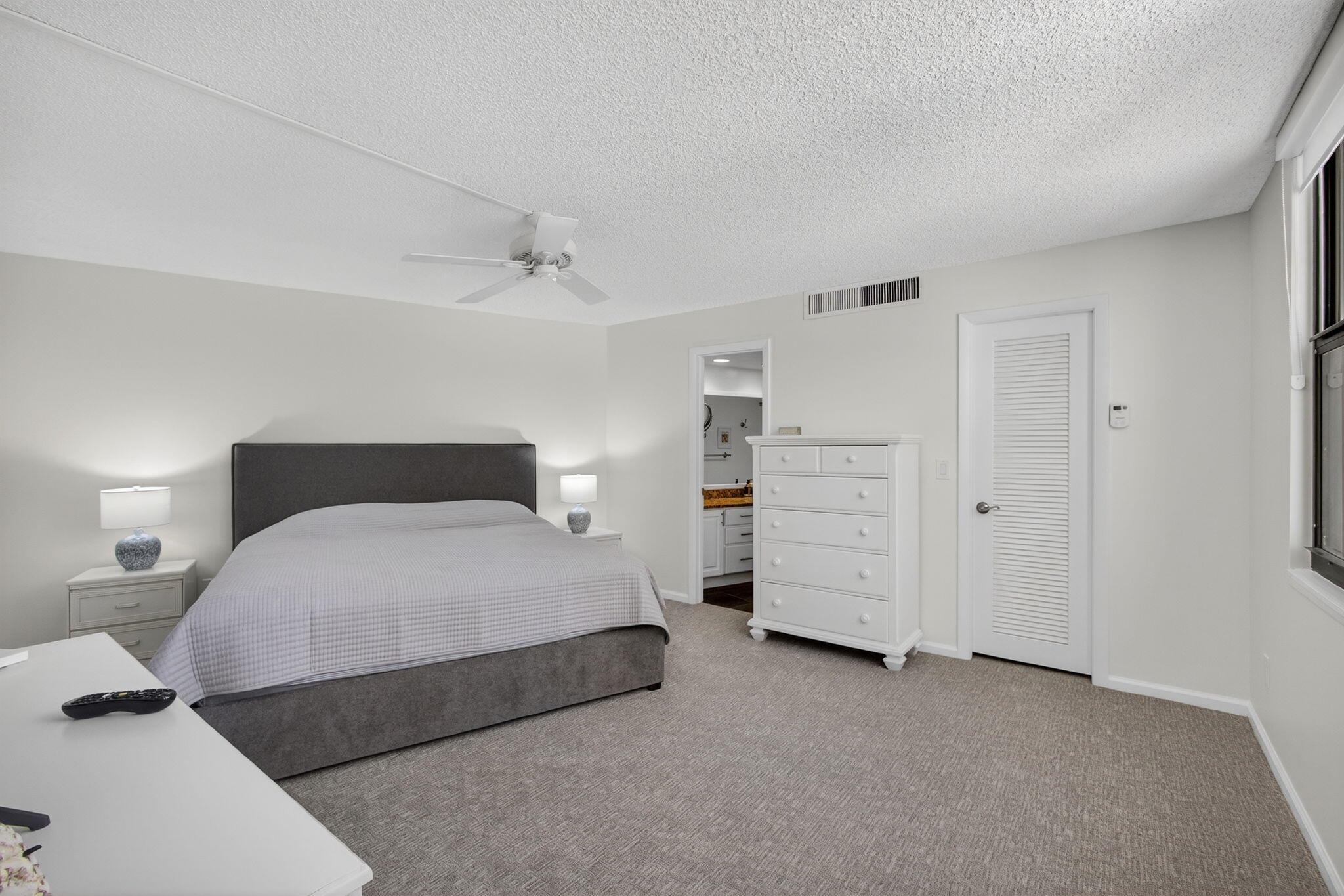 PHOENIX TOWERS CONDO - Residential Lease