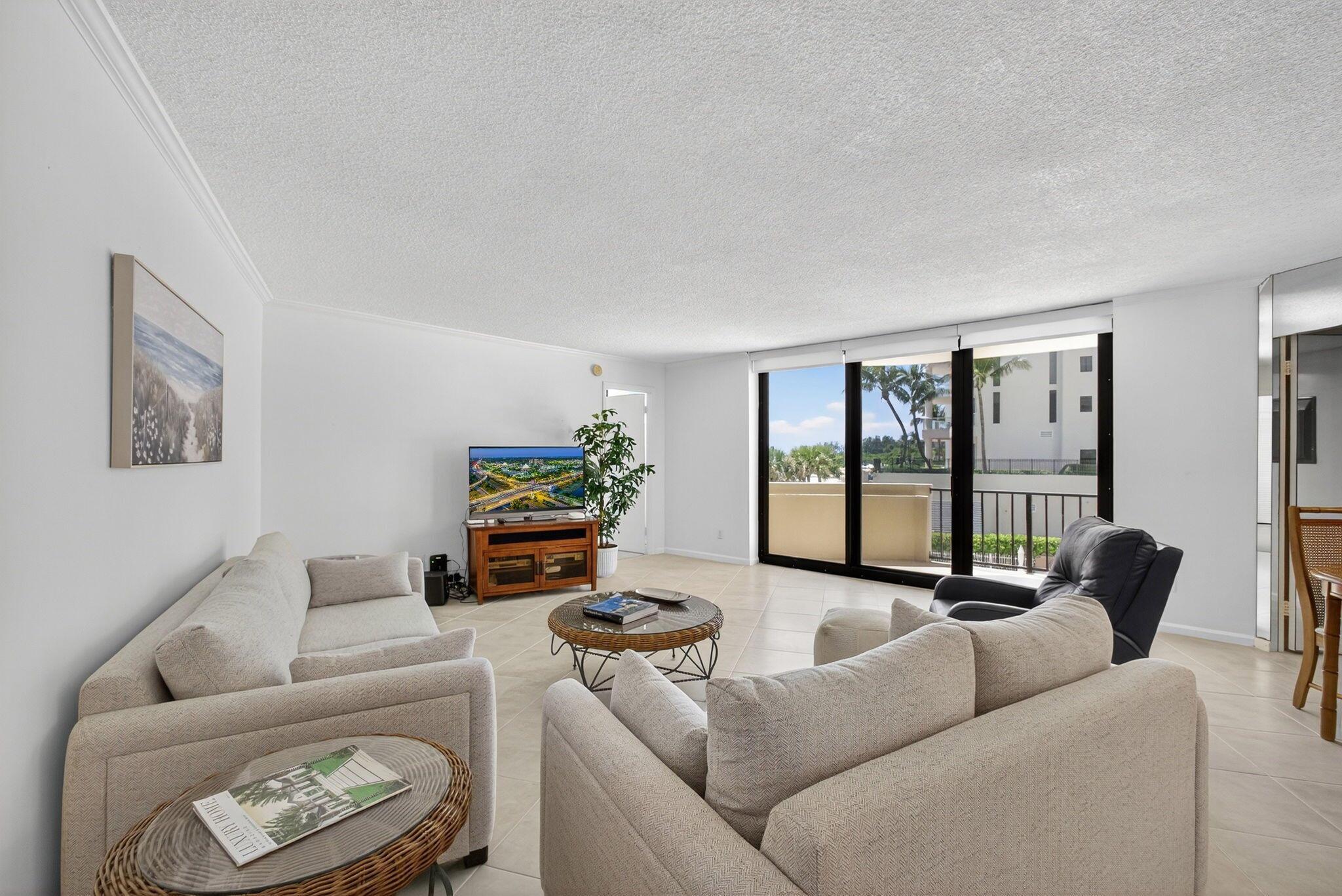 PHOENIX TOWERS CONDO - Residential Lease