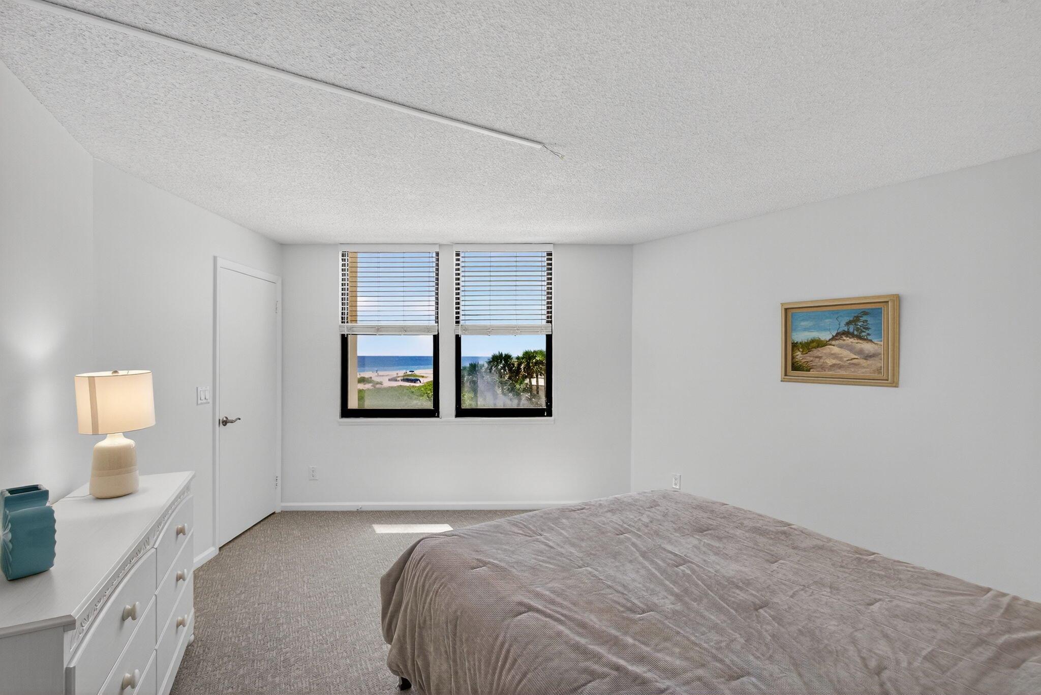 PHOENIX TOWERS CONDO - Residential Lease