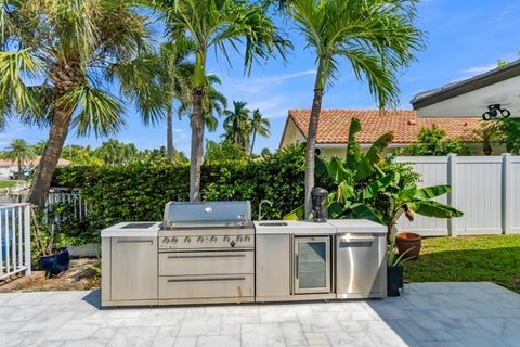 Tiny photo for 2121 NE 29TH Street, Lighthouse Point, FL 33064 (MLS # B26070367)