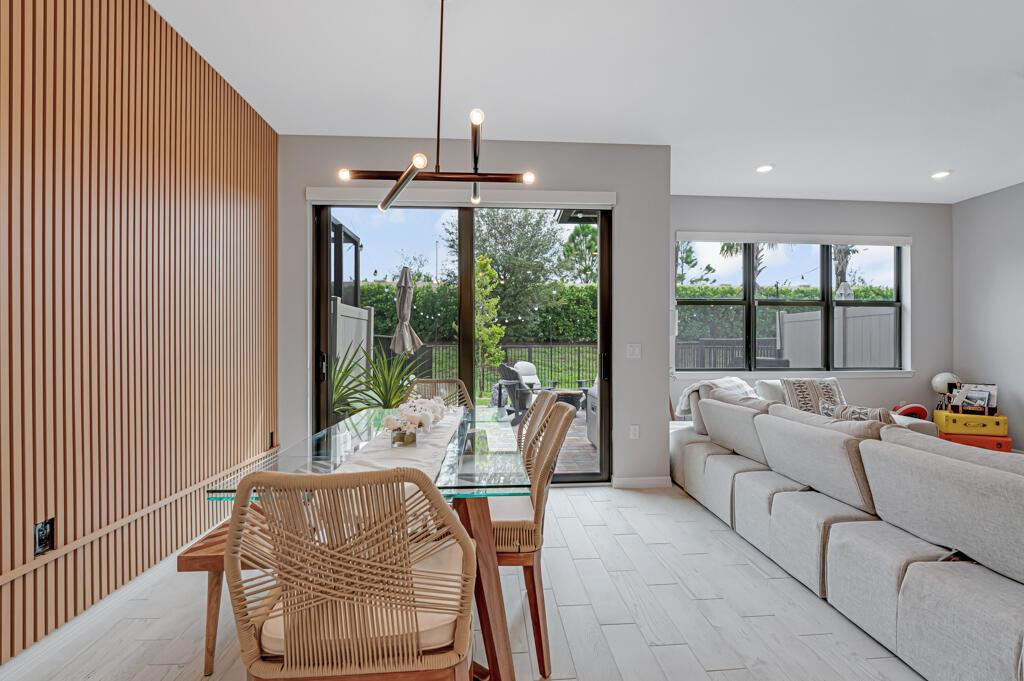 FIELDS AT GULFSTREAM POLO - Residential