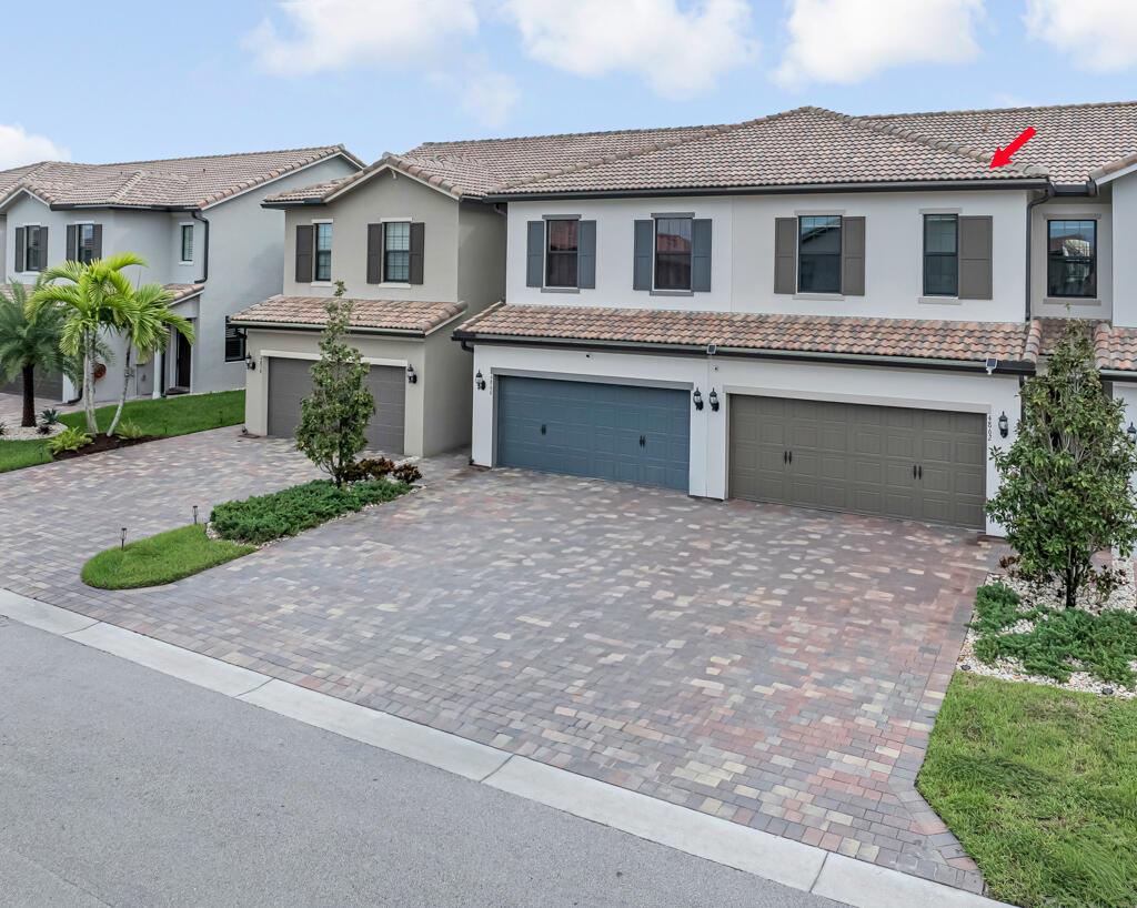 FIELDS AT GULFSTREAM POLO - Residential