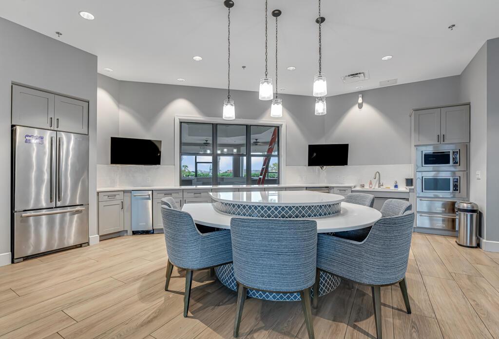 FIELDS AT GULFSTREAM POLO - Residential