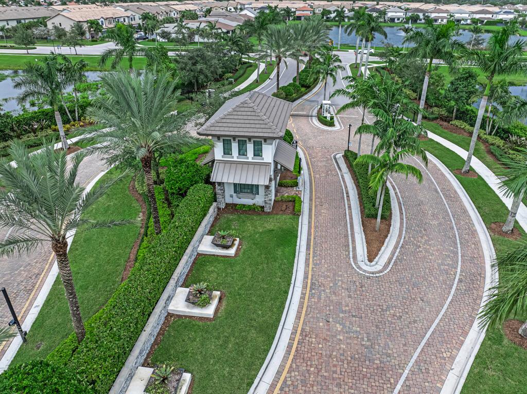 FIELDS AT GULFSTREAM POLO - Residential