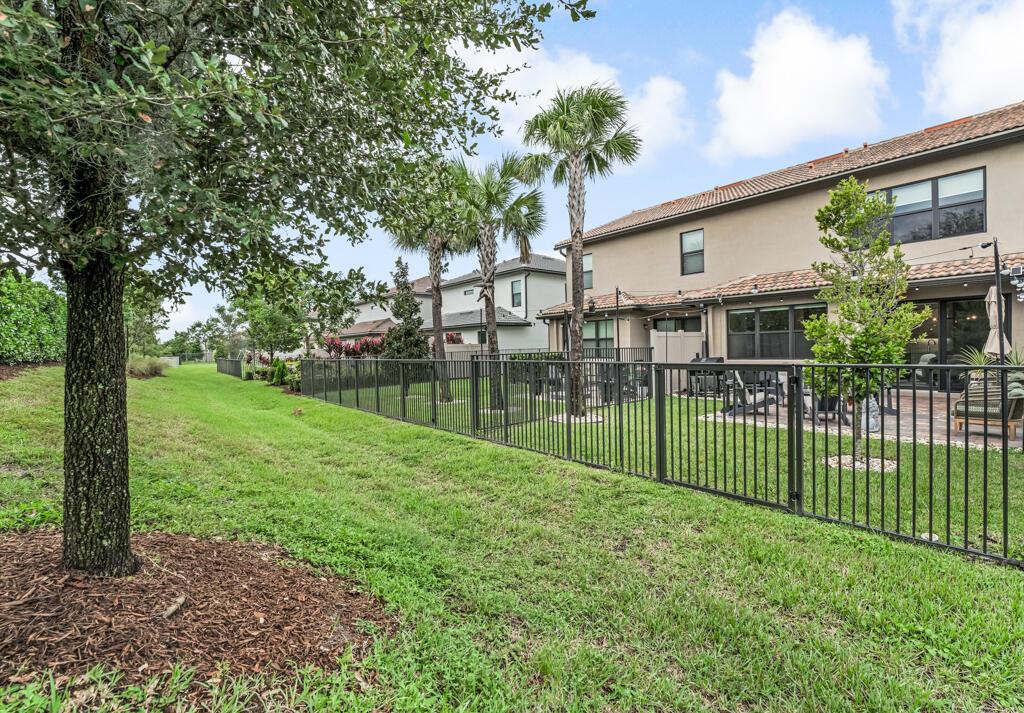 FIELDS AT GULFSTREAM POLO - Residential