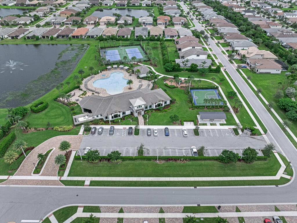 FIELDS AT GULFSTREAM POLO - Residential