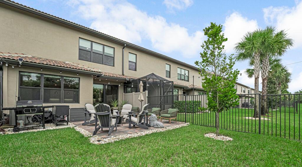 FIELDS AT GULFSTREAM POLO - Residential