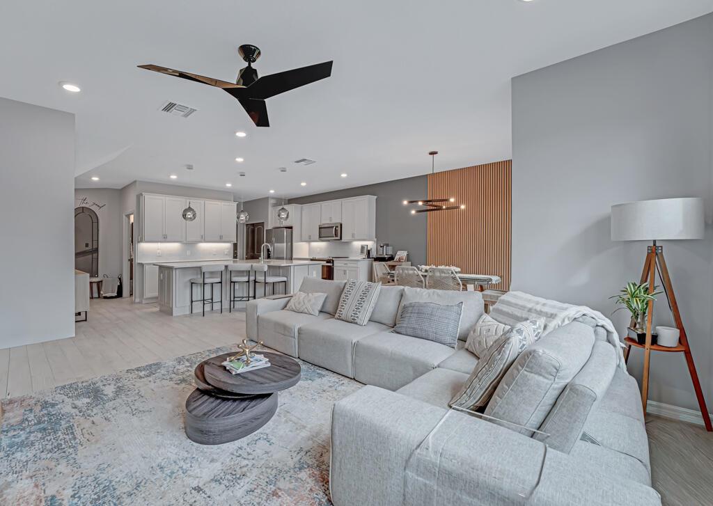 FIELDS AT GULFSTREAM POLO - Residential