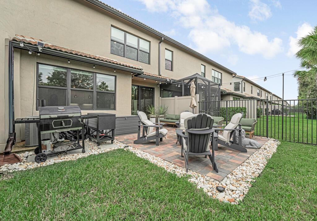 FIELDS AT GULFSTREAM POLO - Residential