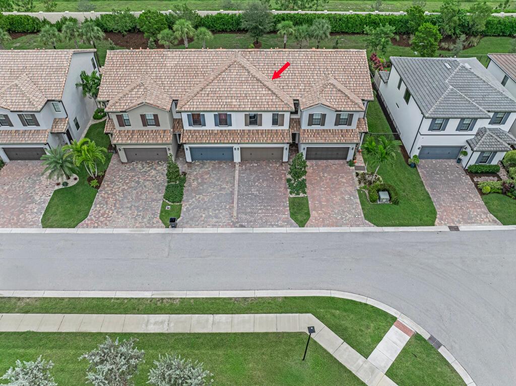 FIELDS AT GULFSTREAM POLO - Residential