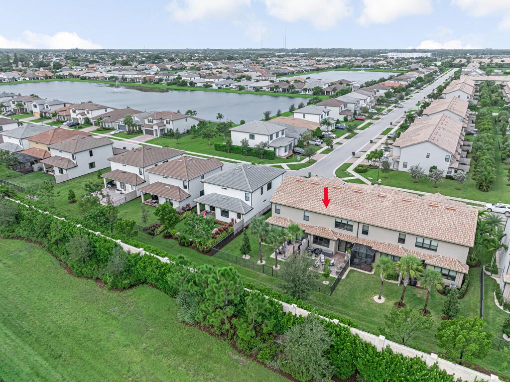 FIELDS AT GULFSTREAM POLO - Residential