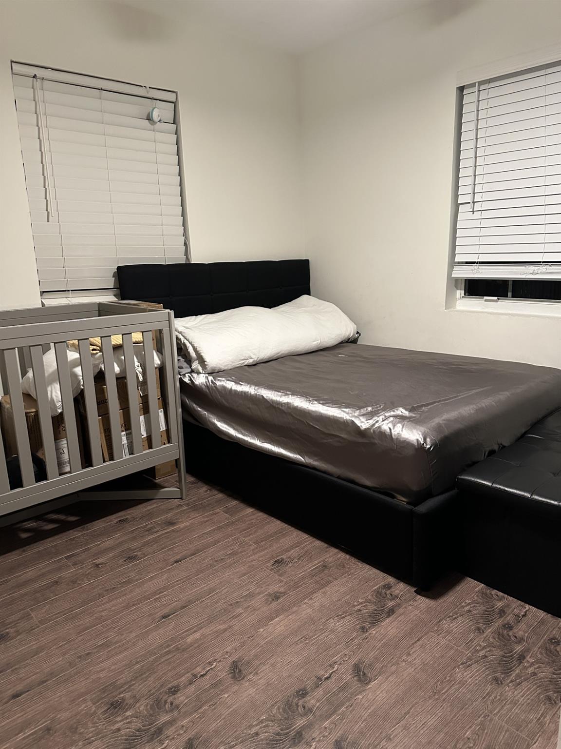 Cresthaven 2 34-49 B - Residential Lease