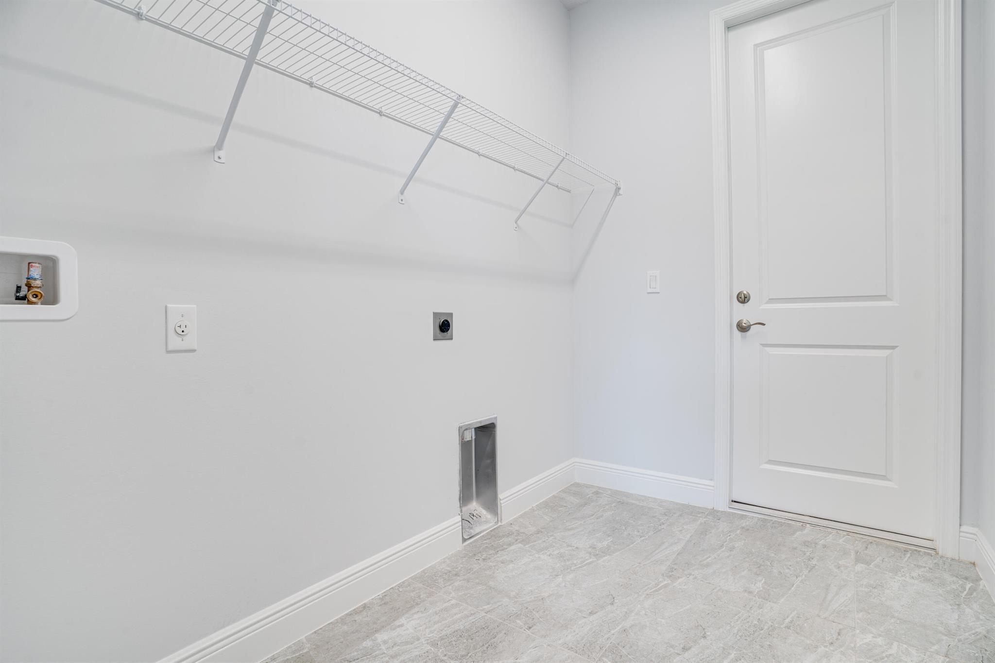 SAWGRASS LAKES PHASE 3A - Residential