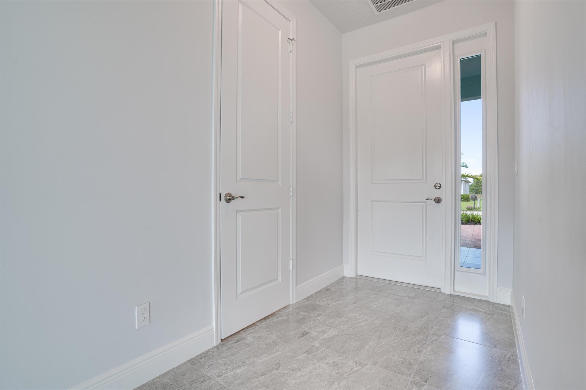 SAWGRASS LAKES PHASE 3A - Residential