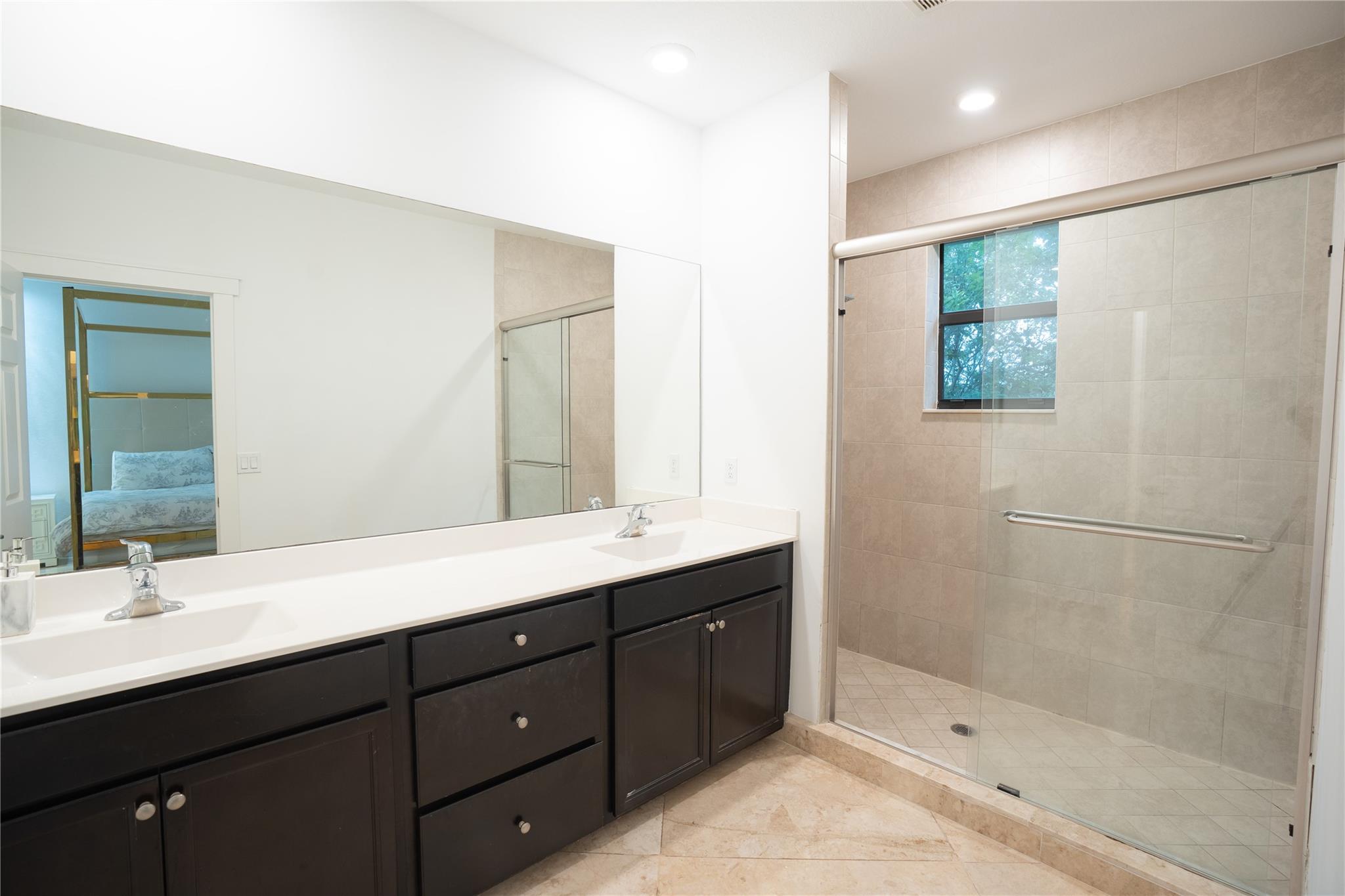 Simonton Court 176-49 B - Residential Lease