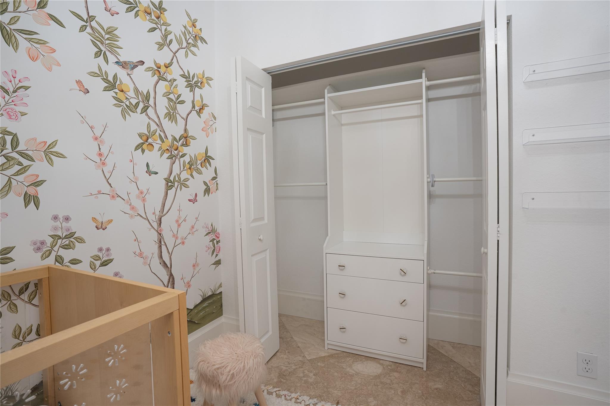 Simonton Court 176-49 B - Residential Lease