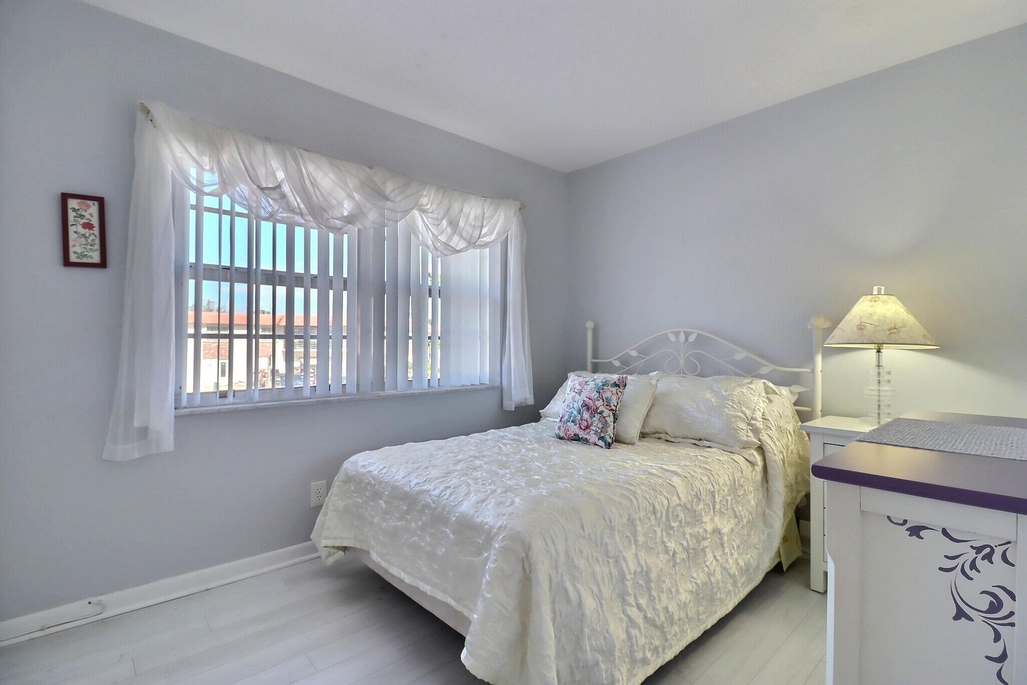 3550 NW 8th Avenue 212